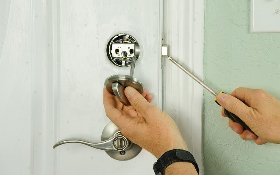 ouvrir une porte bloquée Linas